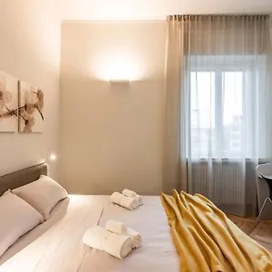 Elegant Design Apartmentduomo-naviglia/c E Wi-fi Apartment